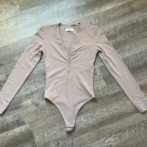 Babaton contour Henley long sleeve bodysuit